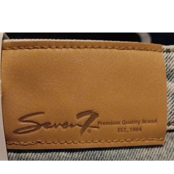 Seven 7 Ladies High Rise Slim Straight Jean Size 10 Lynx Seven7 NEW - Picture 6 of 6